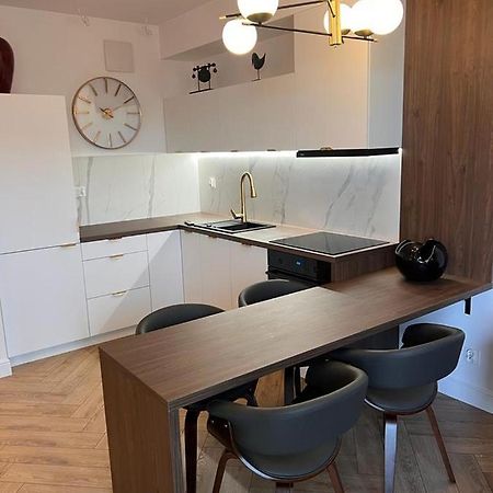 Lux Apartament Centrum Gdyni Plac Unii - Jm. Apartments Gdynia Bagian luar foto